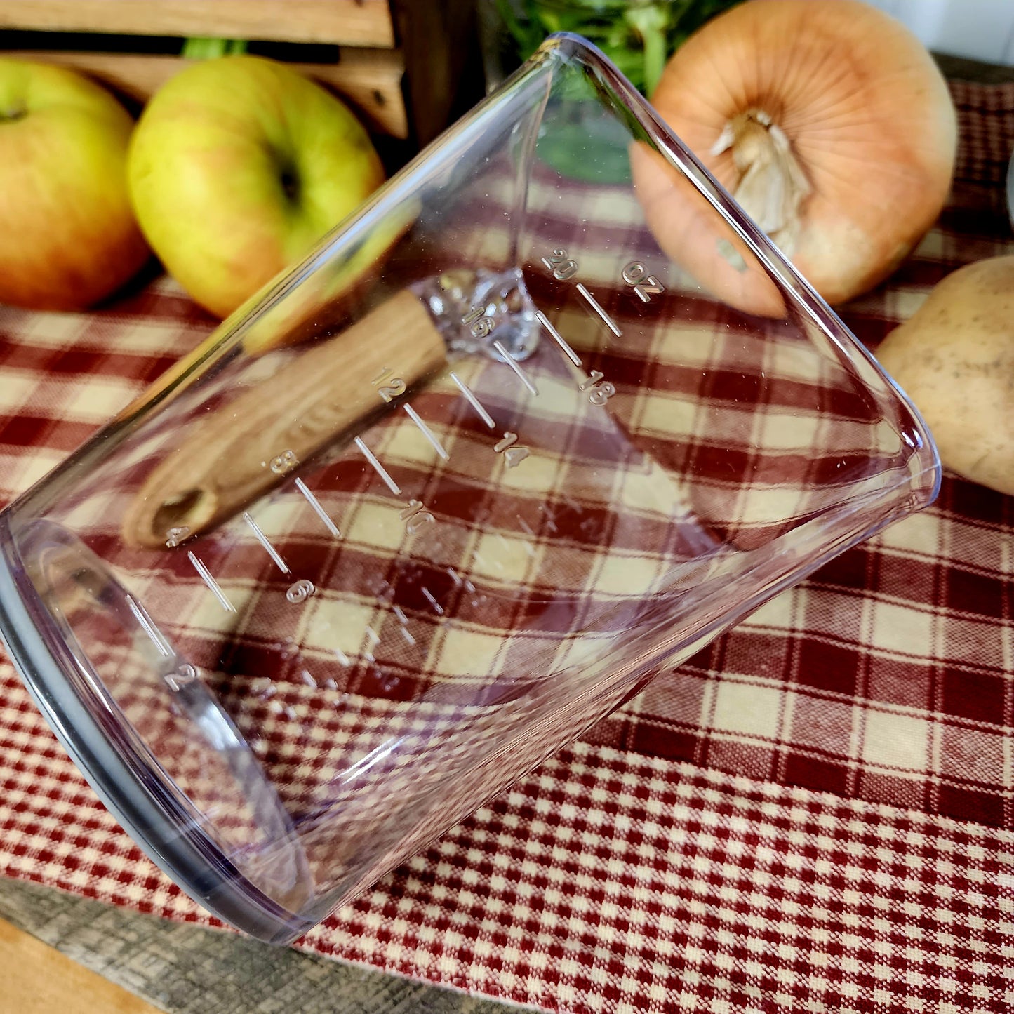 2.5c Measuring Cup