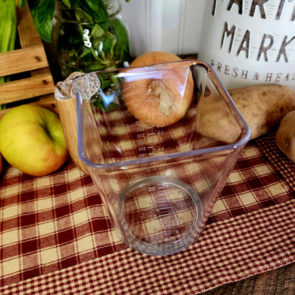 2.5c Measuring Cup