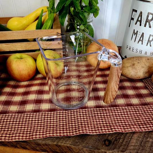 2.5c Measuring Cup